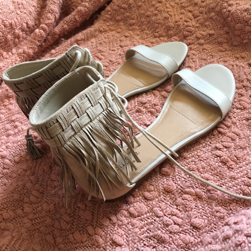 Fringe lace up gladiators